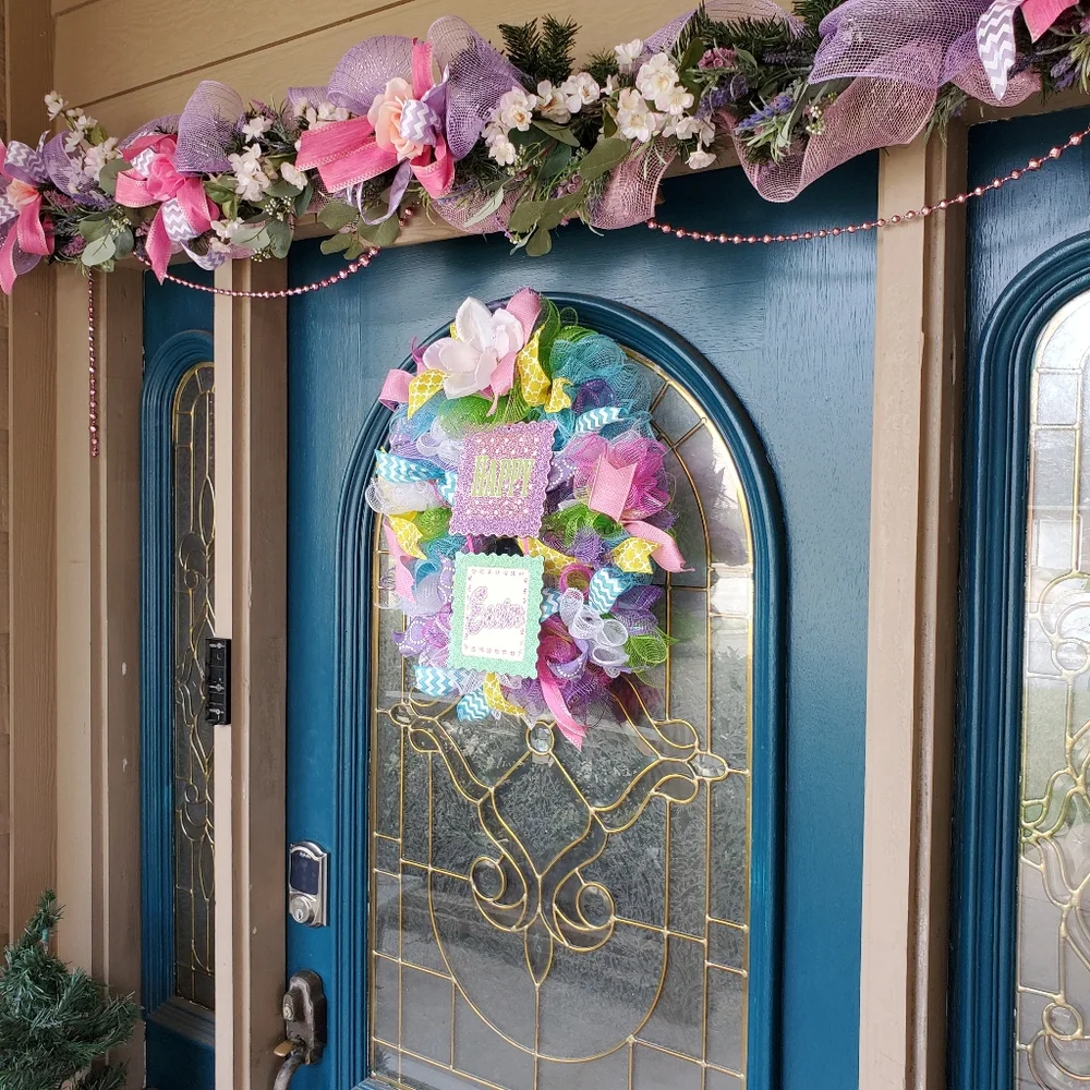 Happy Easter Egg Wreath